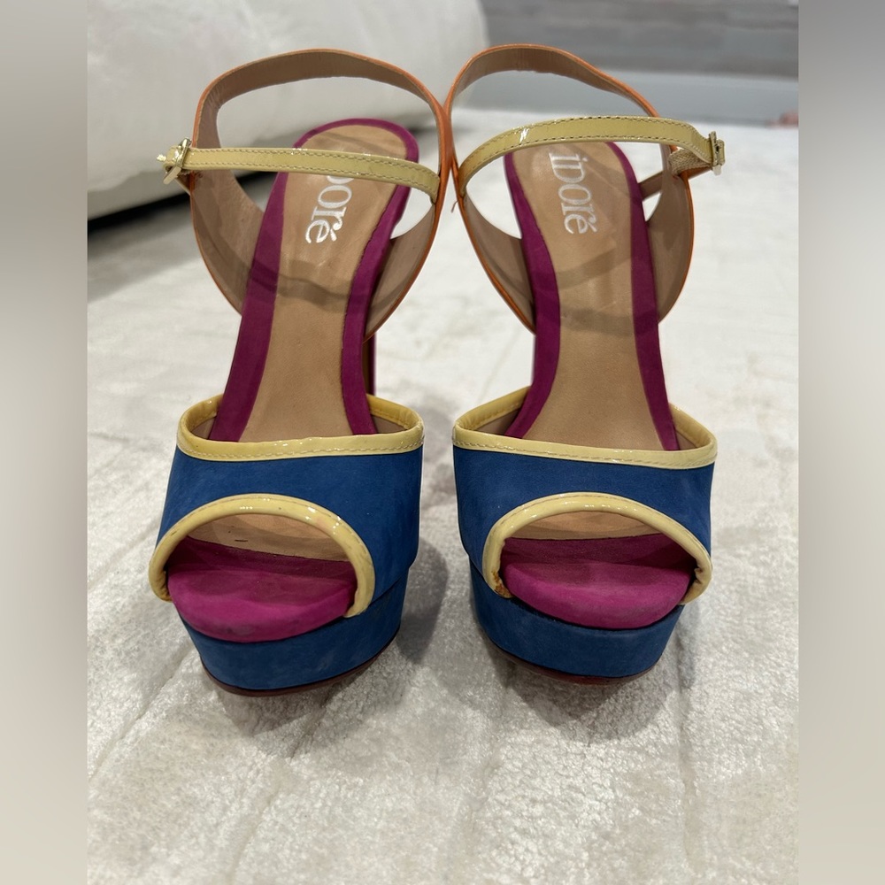 Idoré Colorblocked Heels - Picture 2 of 7